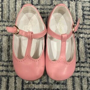 La Coqueta toddler shoes. Size 26. Slight wear as seen in photos.